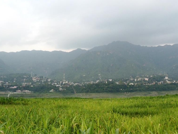 துறவிகள் பூமி