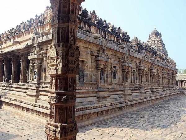 சோழரின் கலையம்சம் சோழரின் கலையம்சம்