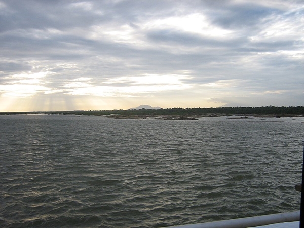 காவிரி நதி தொட்டுச் செல்லும் நகரங்கள்