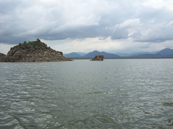 கட்டுமானம்