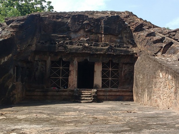 மொகலாராஜபுரம் குடைவறைக்கோயில்கள்