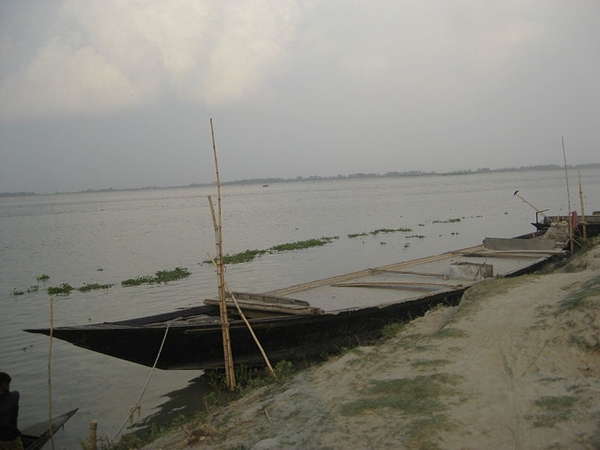  கட்டுமரச் சவாரி