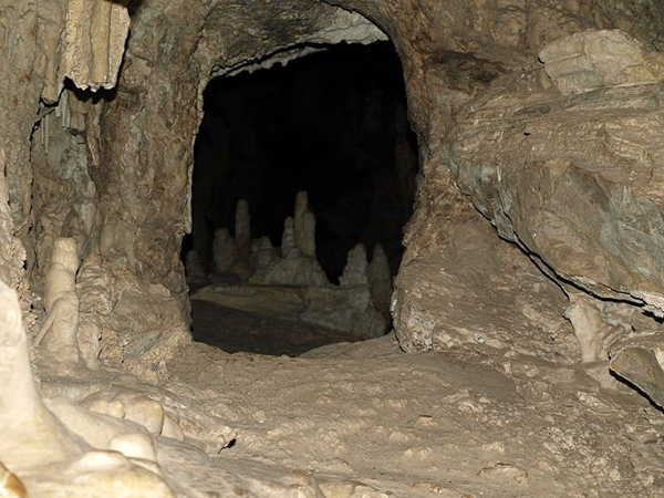 திகிலூட்டும் தேவதைகள் குகை