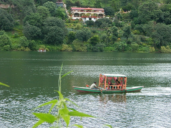  நௌகுசியாடல் ஏரி