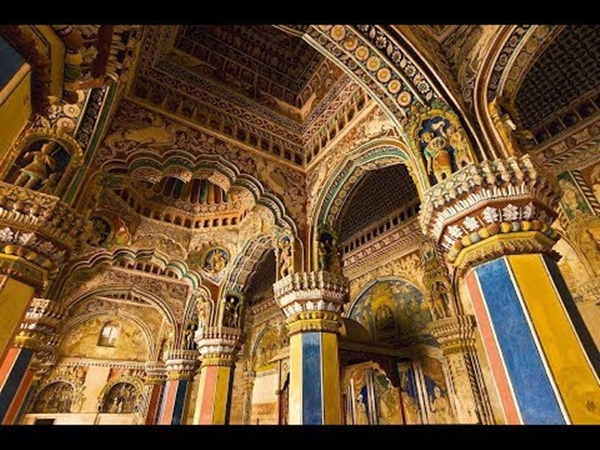 தி ராயல் பேலஸ்