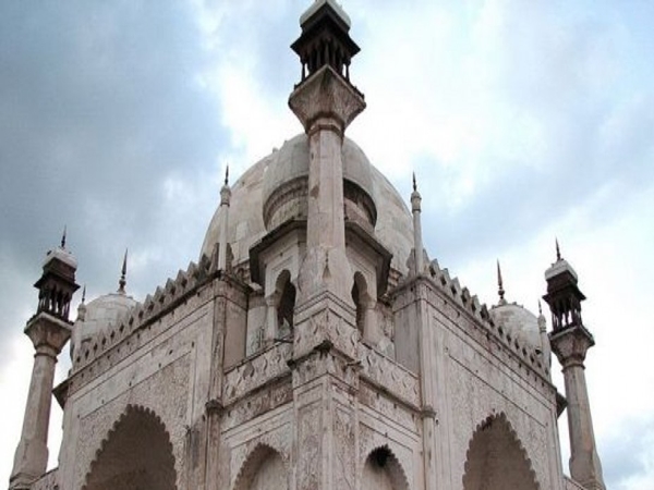 பீபீ கா மஃக்பாரா 