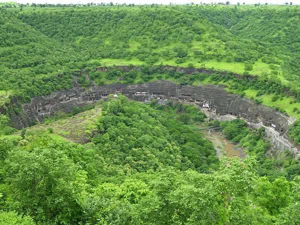 புத்த குகைக் கோவில்