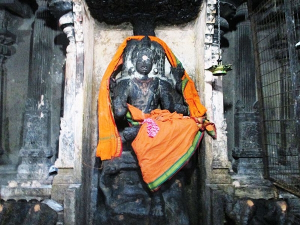 qநேர்த்திக்கடன்