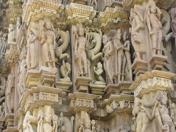  தேவி ஜக்தம்பா கோயில்