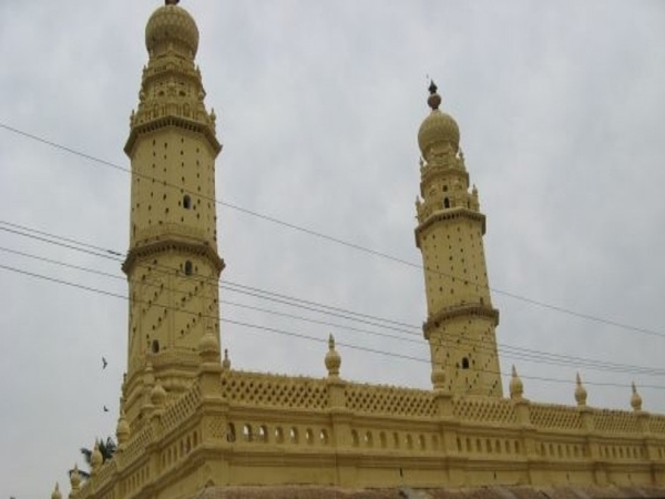 மஸ்ஜித்-இ-அலா மசூதி மஸ்ஜித்-இ-அலா மசூதி