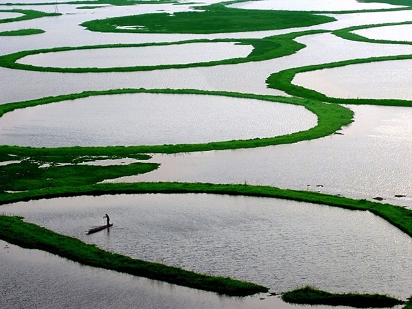 பும்திஸ் தீவு