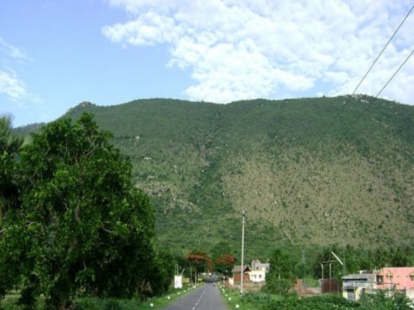 அருகிலுள்ள இடங்கள்