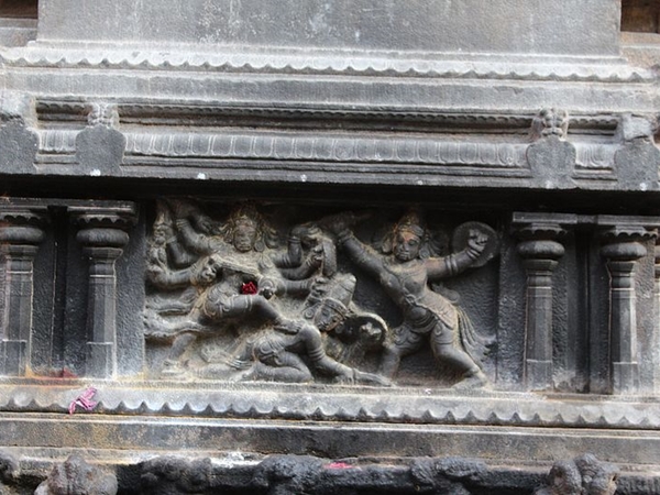 தலத்தின் புராணக் கதைகள் தலத்தின் புராணக் கதைகள்