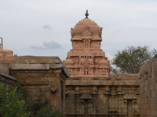 சிறப்பு