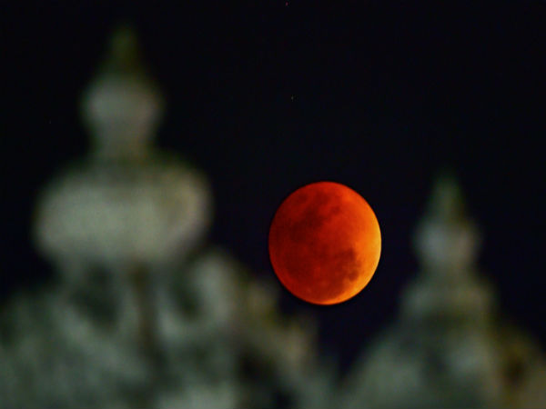 முழு சந்திர கிரகணம் 