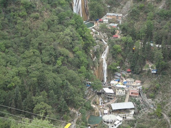 கெம்ப்டி நீர்வீழ்ச்சி