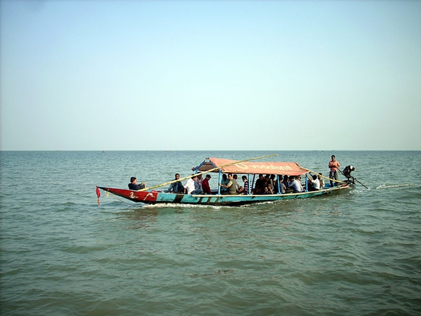 படகு சவாரி படகு சவாரி