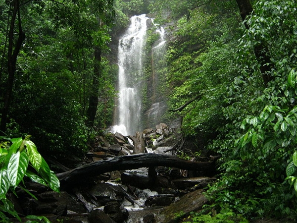 ஹிட்லுமனே நீர்வீழ்ச்சி