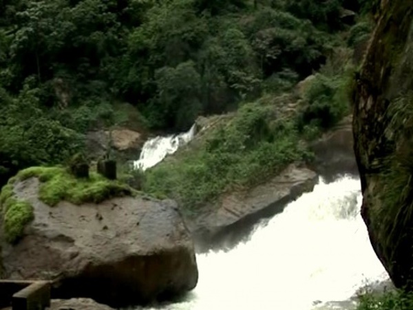 ஆட்டுக்கல் நீர்வீழ்ச்சி