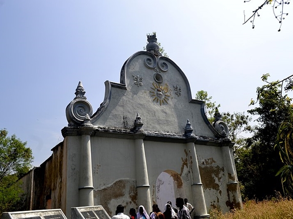 துப்பாக்கி தொழிற்சாலை