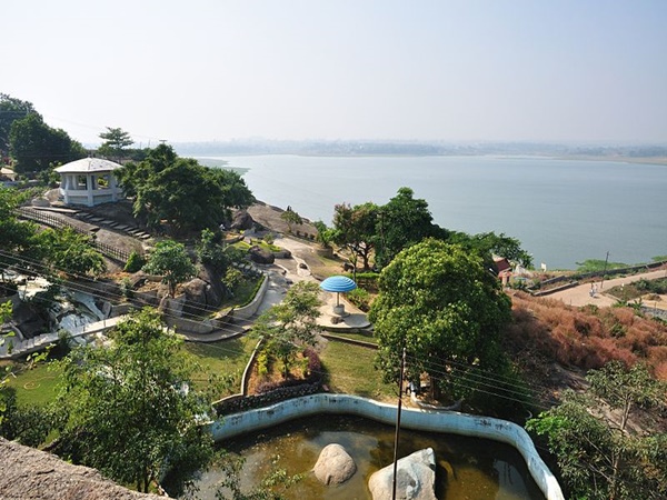  மற்ற இடங்கள்