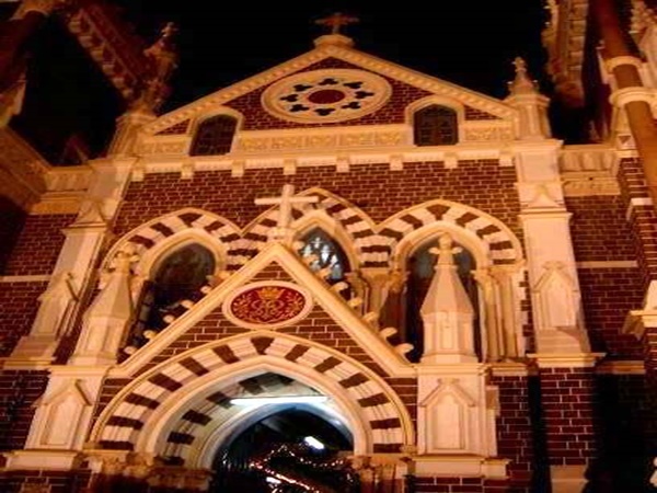 மவுண்ட் மேரி தேவாலயம் மவுண்ட் மேரி தேவாலயம்