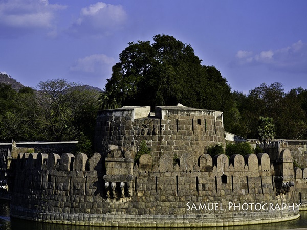 வேலூர் கோட்டை | 4 மணி | வரலாறு அறிவோம்