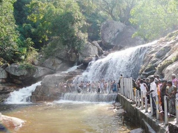 பஞ்சலிங்க அருவி