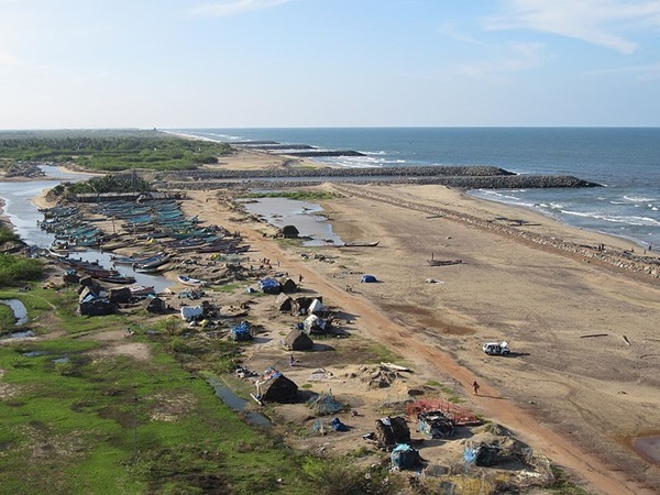  நகர நுழைவாயில்