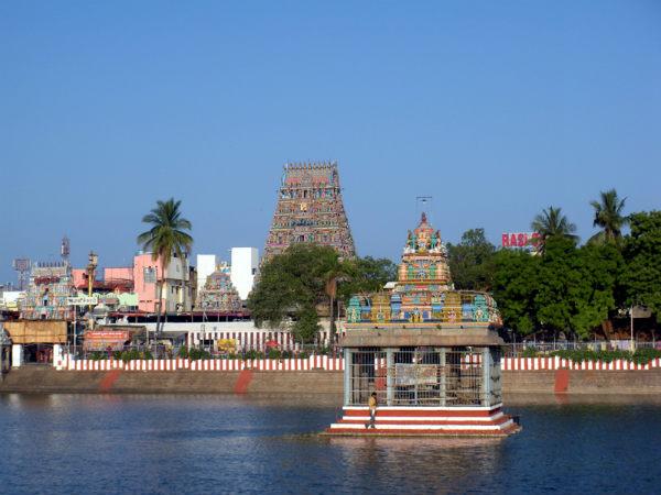 கொட்டிக் கொடுக்கு நந்தீஸ்வரர் கொட்டிக் கொடுக்கு நந்தீஸ்வரர்