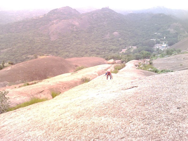 கடினமான மலையேற்றம்