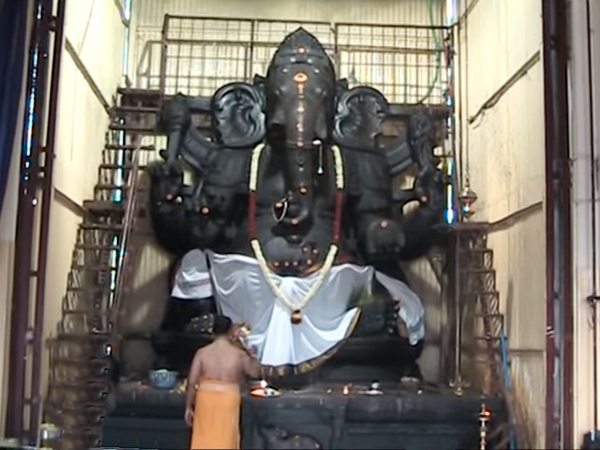 பிரம்மாண்ட விநாயகர் பிரம்மாண்ட விநாயகர்