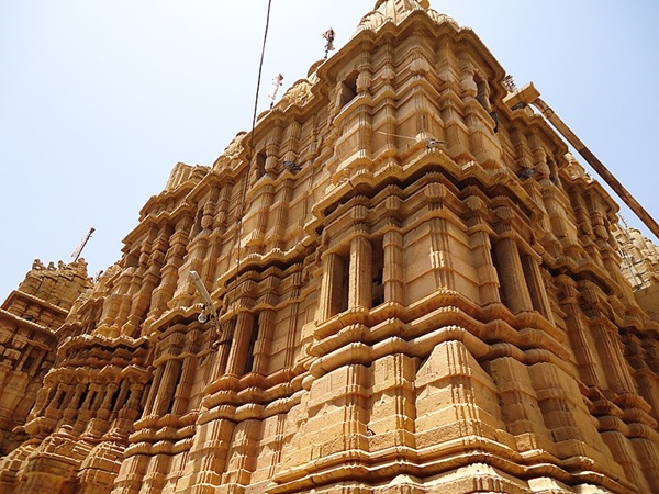 தவறாமல் காணவேண்டியவை