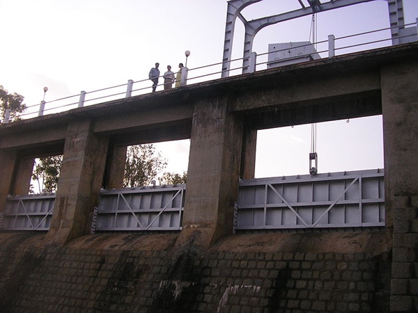  திப்பகொண்டனஹள்ளி நீர்த்தேக்கம்