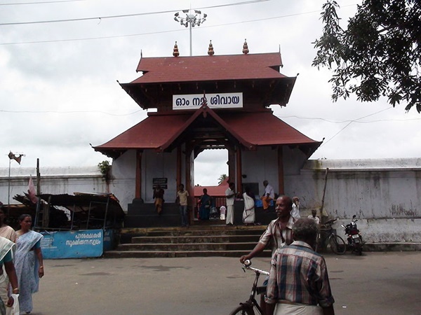  தீண்டாமை எதிர்ப்பு போராட்டம்