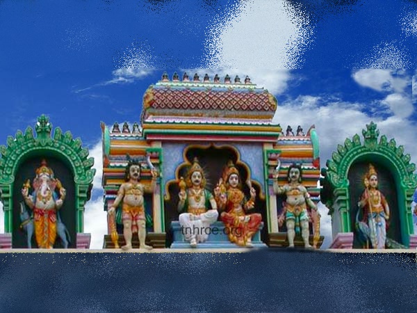 கோவிலுக்குள் செல்வோம்