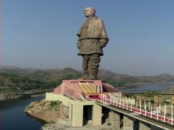 அமெரிக்க சிலையை விட பெரியது அமெரிக்க சிலையை விட பெரியது