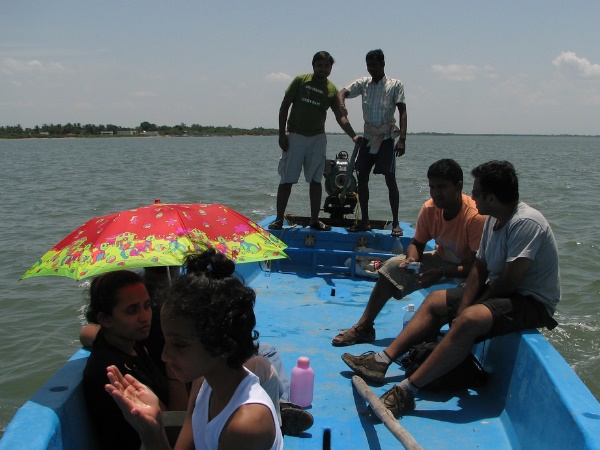 புலிகேட் எனப்படும் பழவேற்காடு ஏரி