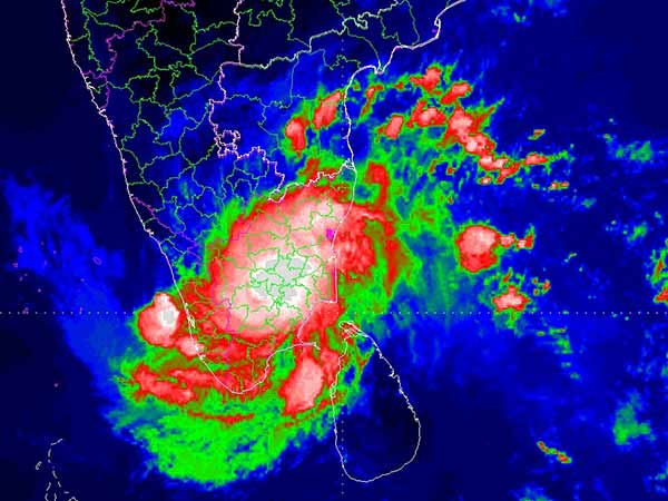 அதிர்ந்து போன அதிராம்பட்டினம் அதிர்ந்து போன அதிராம்பட்டினம்