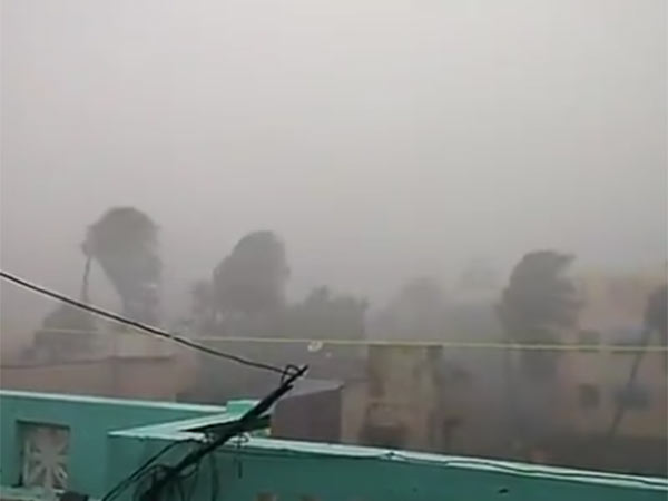 தொடரும் மழை தொடரும் மழை