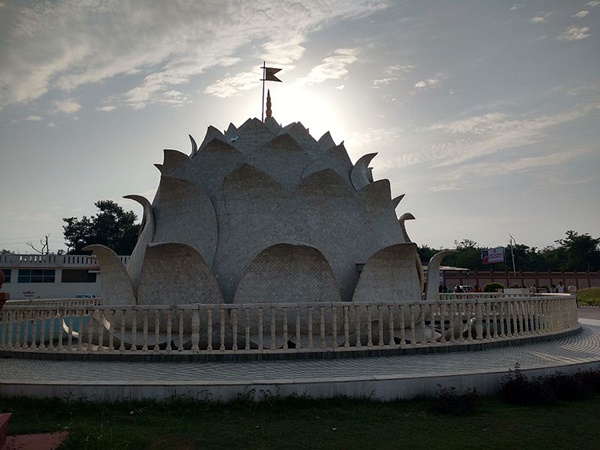 பயண வசதிகள் 