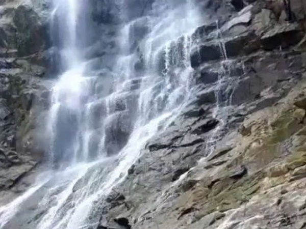 கொல்ஹூ ஹில்ஸுக்கு ஓர் கோலாகல சுற்றுலா போலாமா?