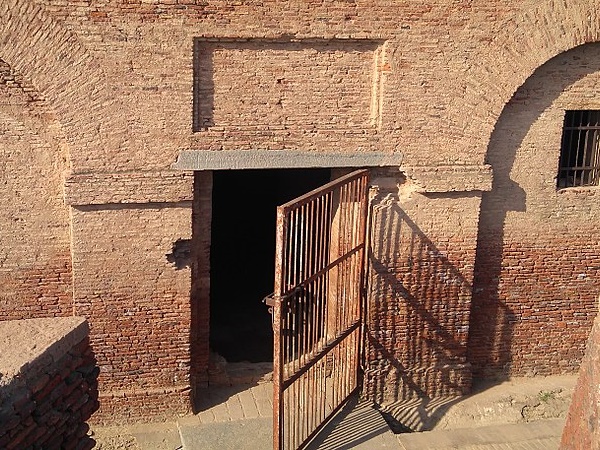  கோட்டையின் பாதுகாப்பு 