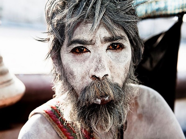 சாதுக்களைக் காண்போம் வாருங்கள் சாதுக்களைக் காண்போம் வாருங்கள்