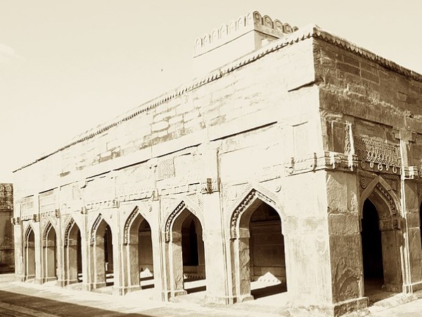 சோன்பத்ராவும் குகை ஓவியத் தலங்களும்