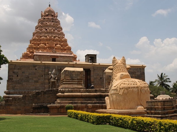  கங்கை கொண்ட சோழபுரம்