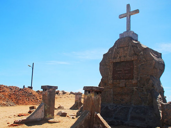 டச்சுக்கோட்டையின் அழகிய புகைப்படங்களைக் காணுங்கள்