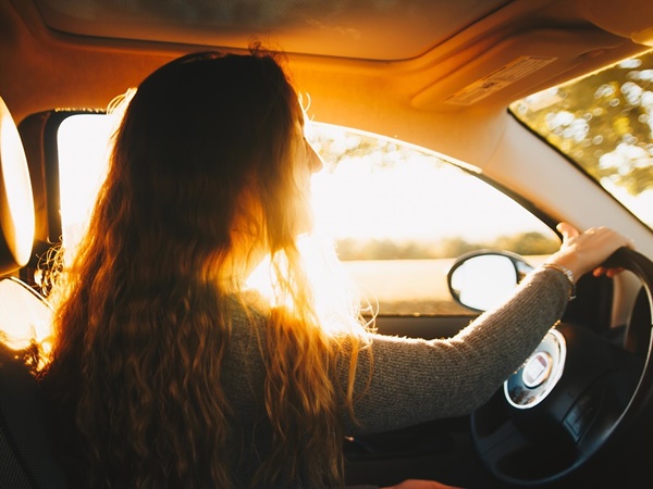 இளையராஜாவையும் ஏ ஆர் ரஹ்மானையும் உடன் அழைத்துச் செல்லுங்கள்