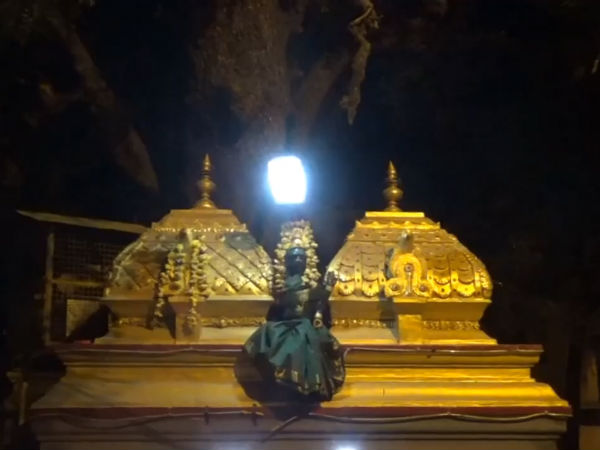 கண் திறந்த கருமாரியம்மன்