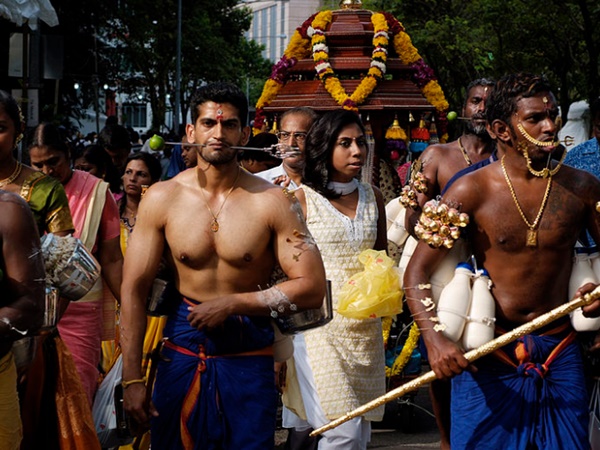 பழனி கோவிலுக்கு எப்படி செல்லவேண்டும் பழனி கோவிலுக்கு எப்படி செல்லவேண்டும்